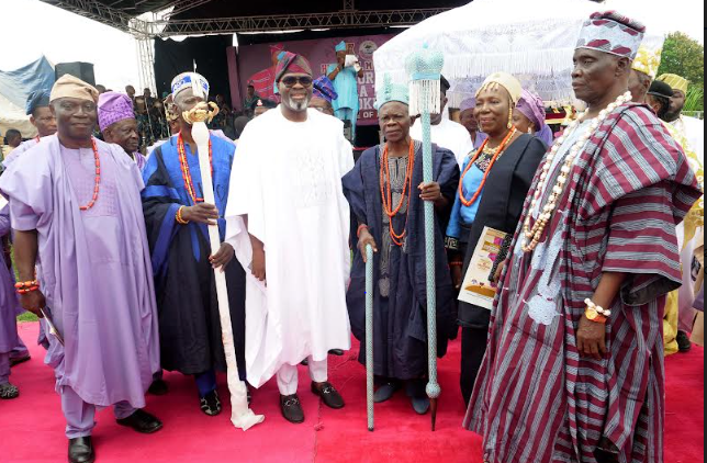 Amo Farm Sieberer Hatchery Limited Celebrates and Supports Coronation of Alaawe of Awe, Oba Cornelius Abiola Taiwo Oladokun III